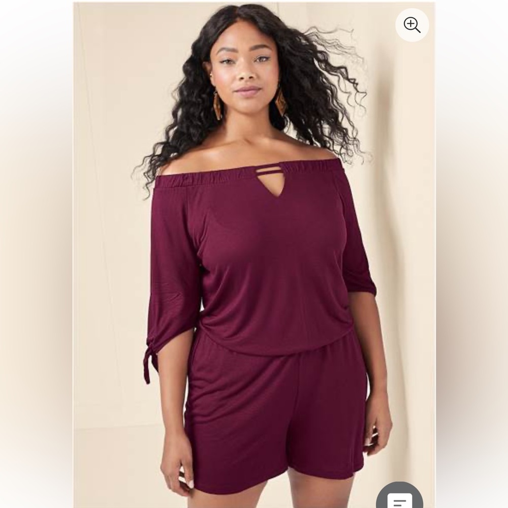 VENUS High Waist Burgundy Shorts Set
